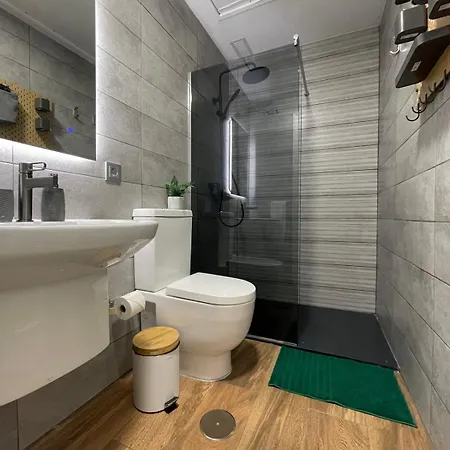 Alvarez Quintero Apartment Seville